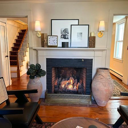 Hideaway Inn Maine แคมเดน ภายนอก รูปภาพ