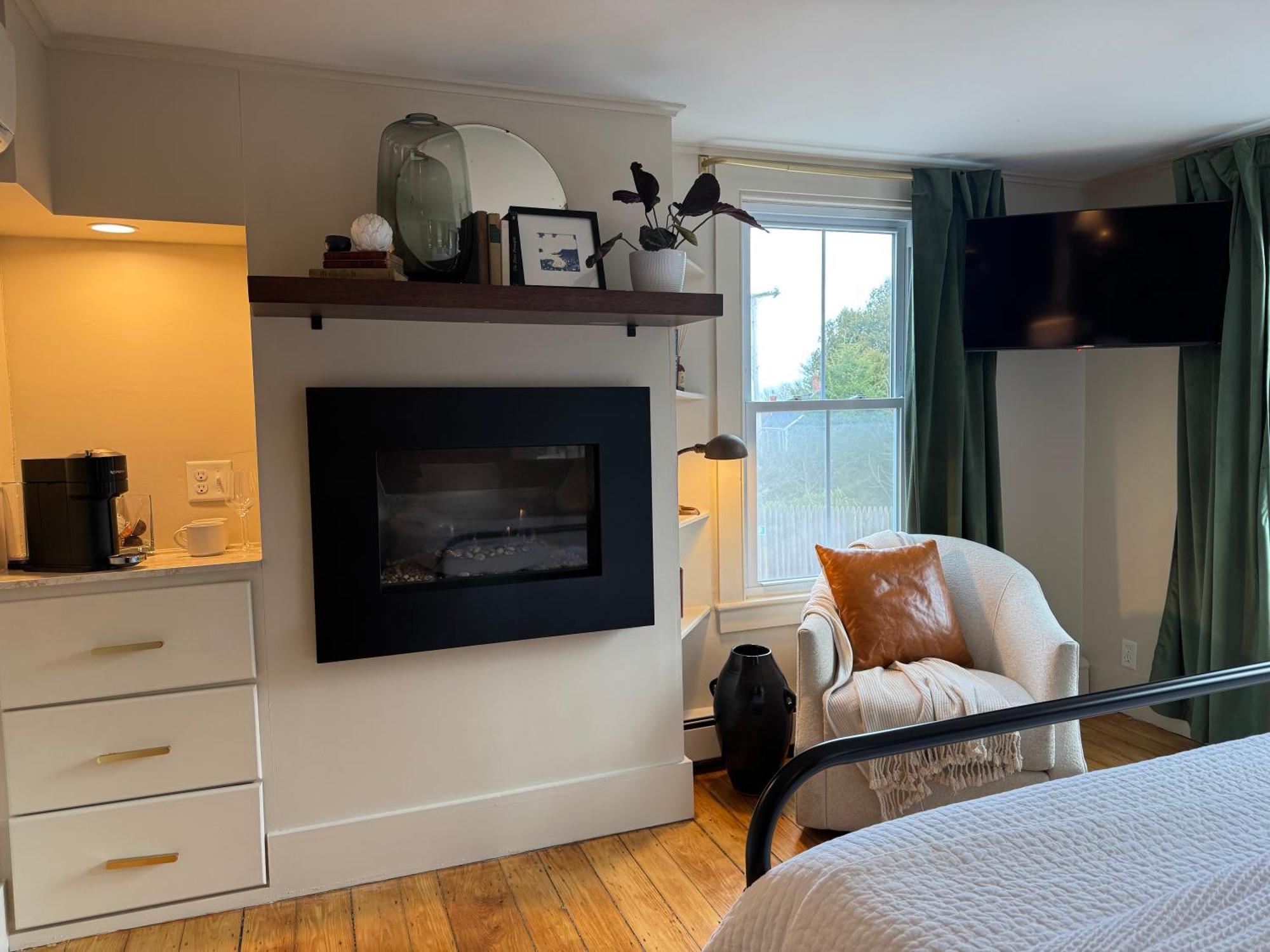 Hideaway Inn Maine แคมเดน ภายนอก รูปภาพ