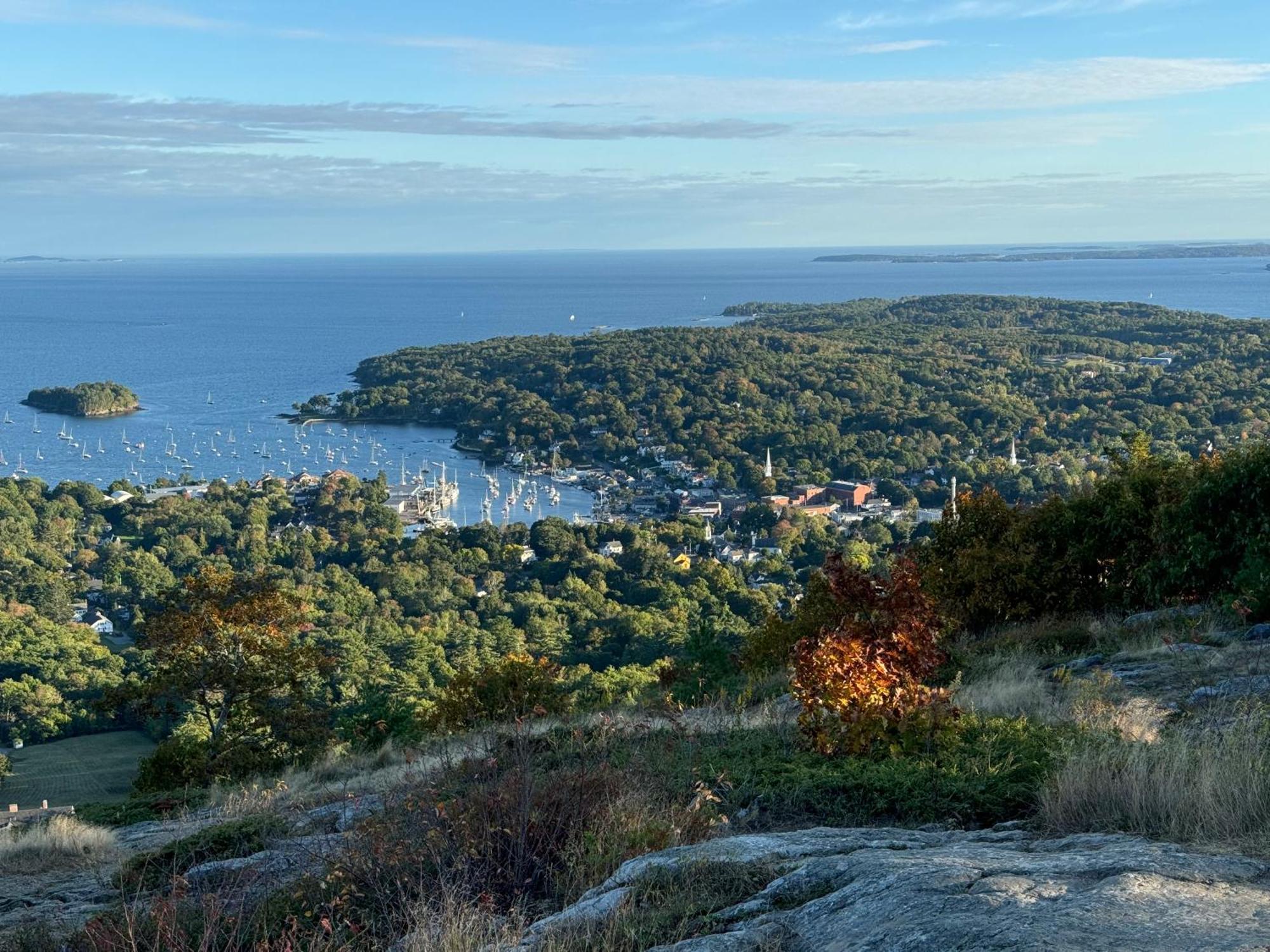 Hideaway Inn Maine แคมเดน ภายนอก รูปภาพ